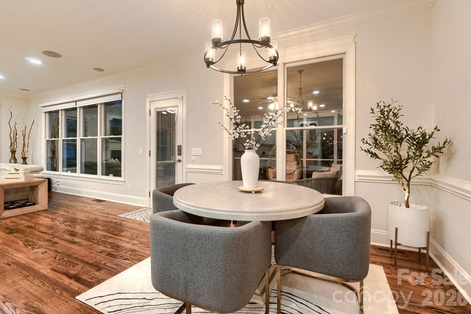 6605 Saunton Court