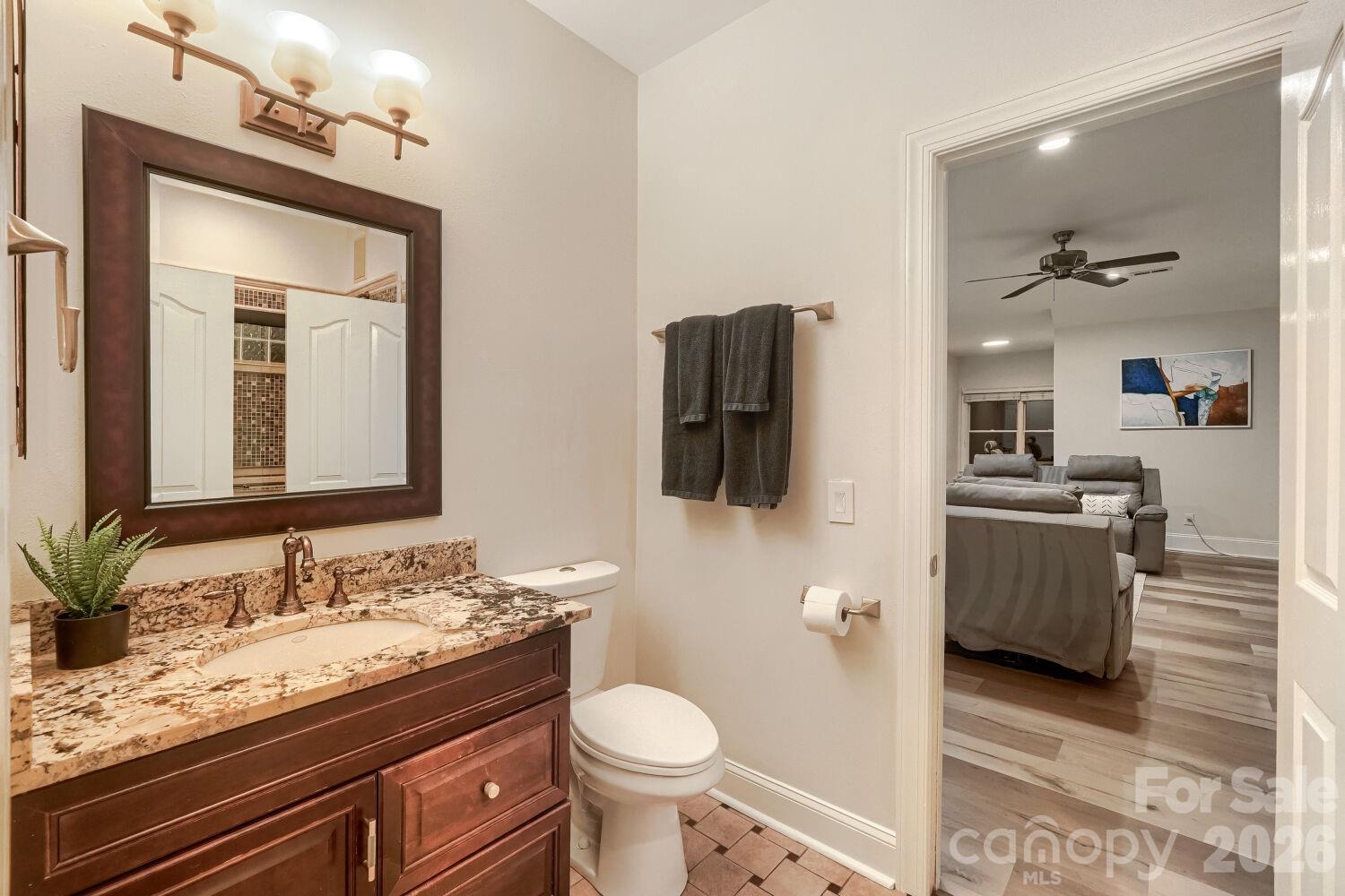 6605 Saunton Court