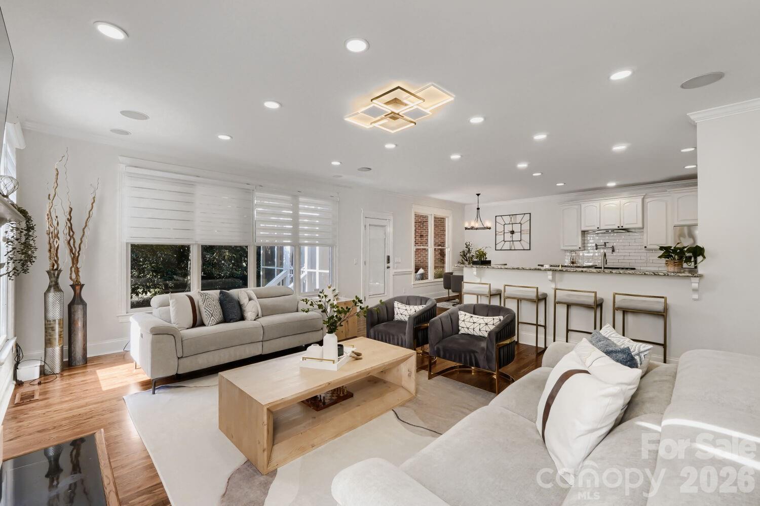 6605 Saunton Court