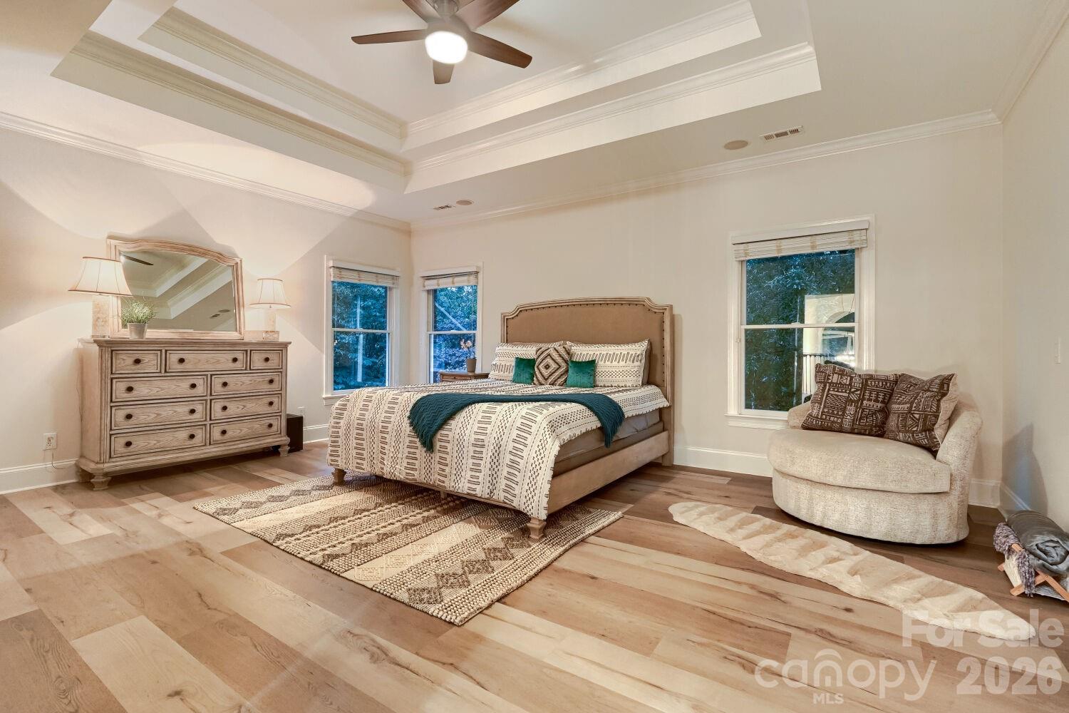 6605 Saunton Court