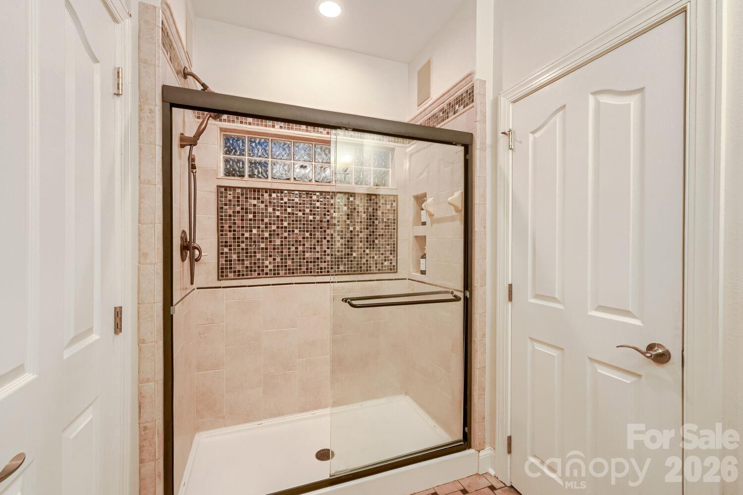 6605 Saunton Court