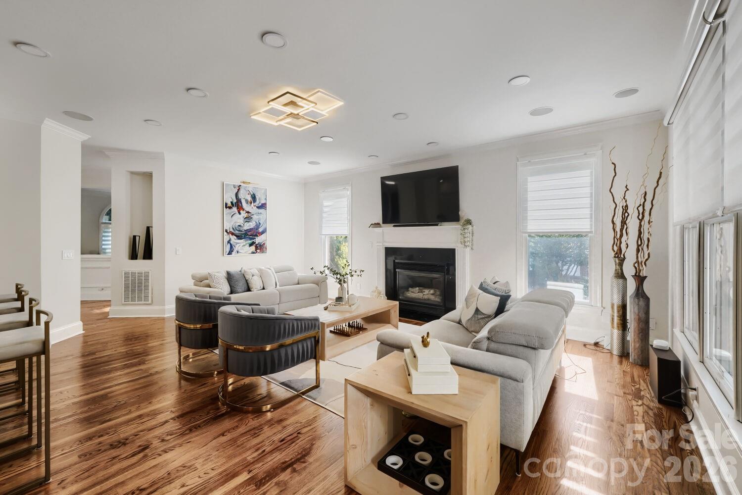 6605 Saunton Court