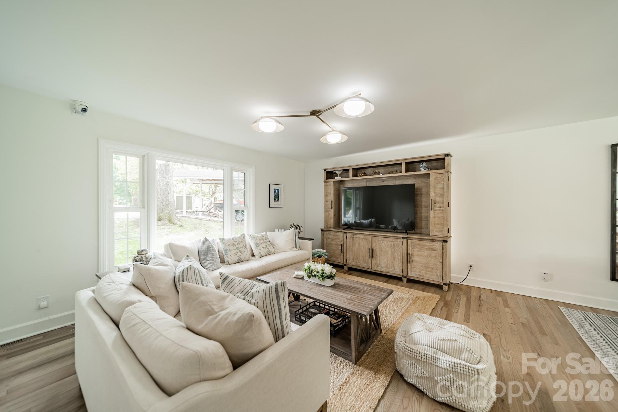 1026 Bounty Lane