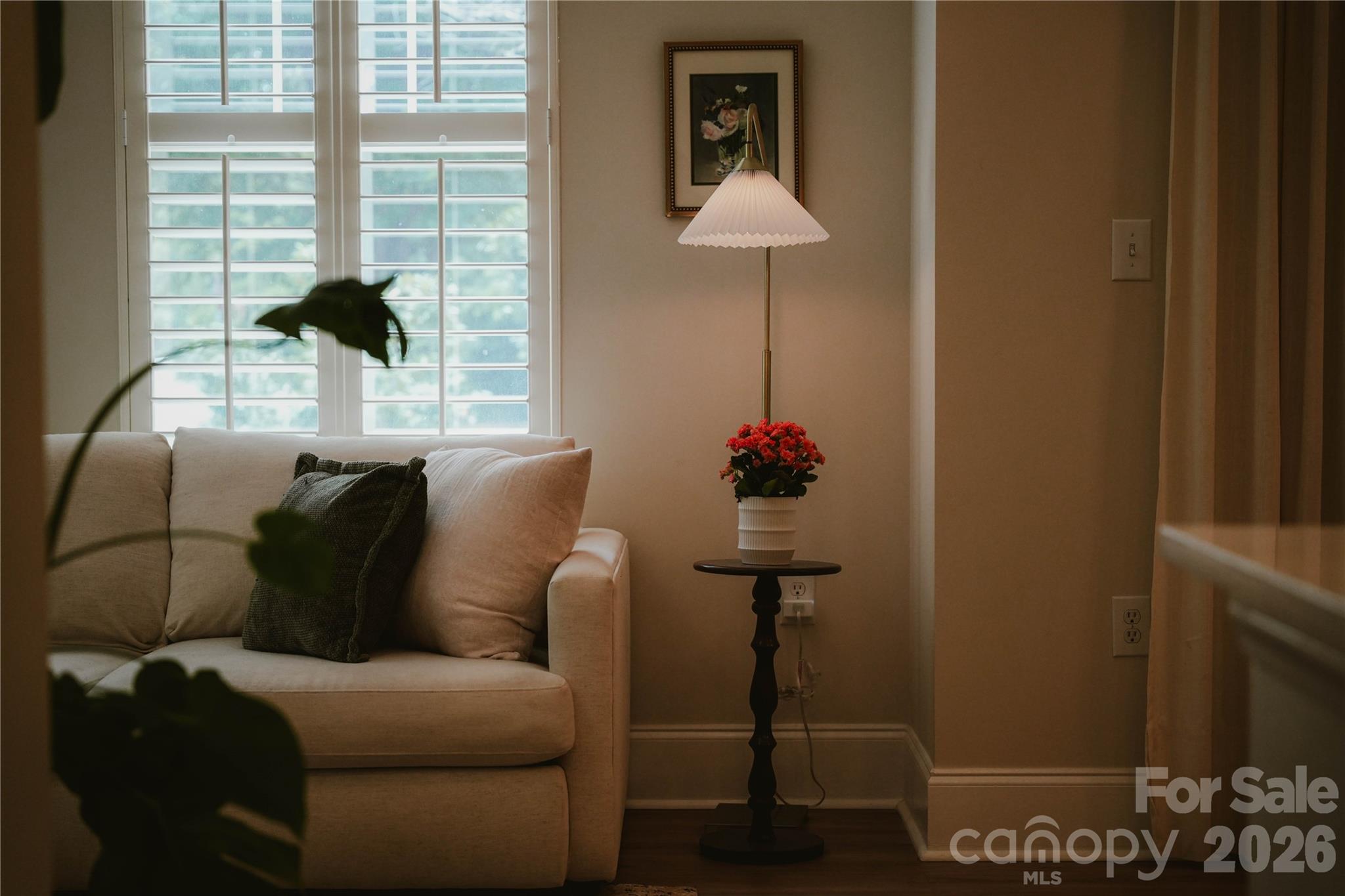 2946 Selwyn Avenue Unit: 112