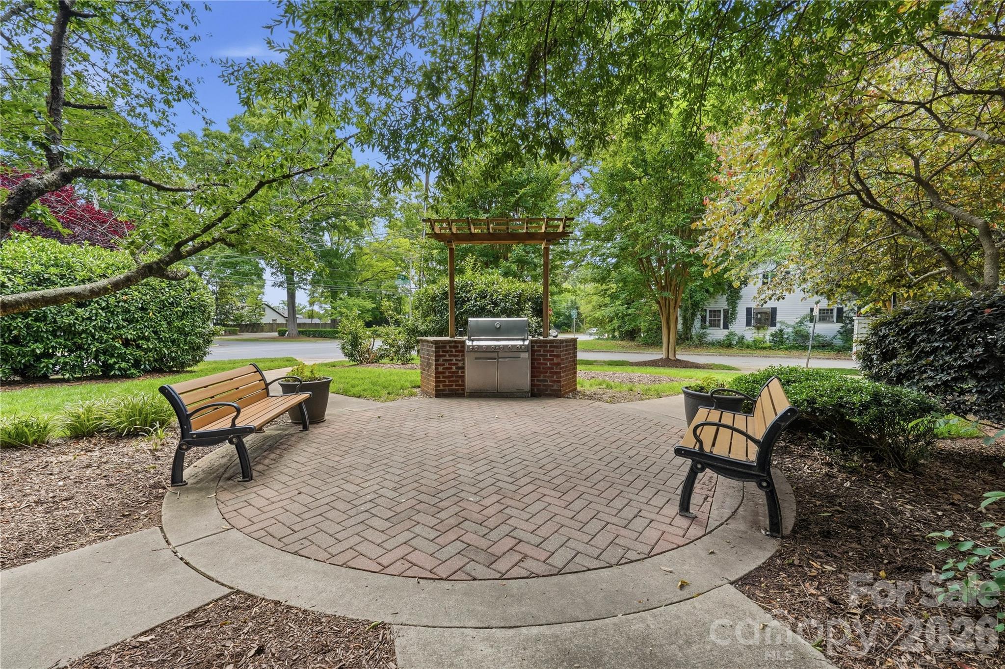 2946 Selwyn Avenue Unit: 112