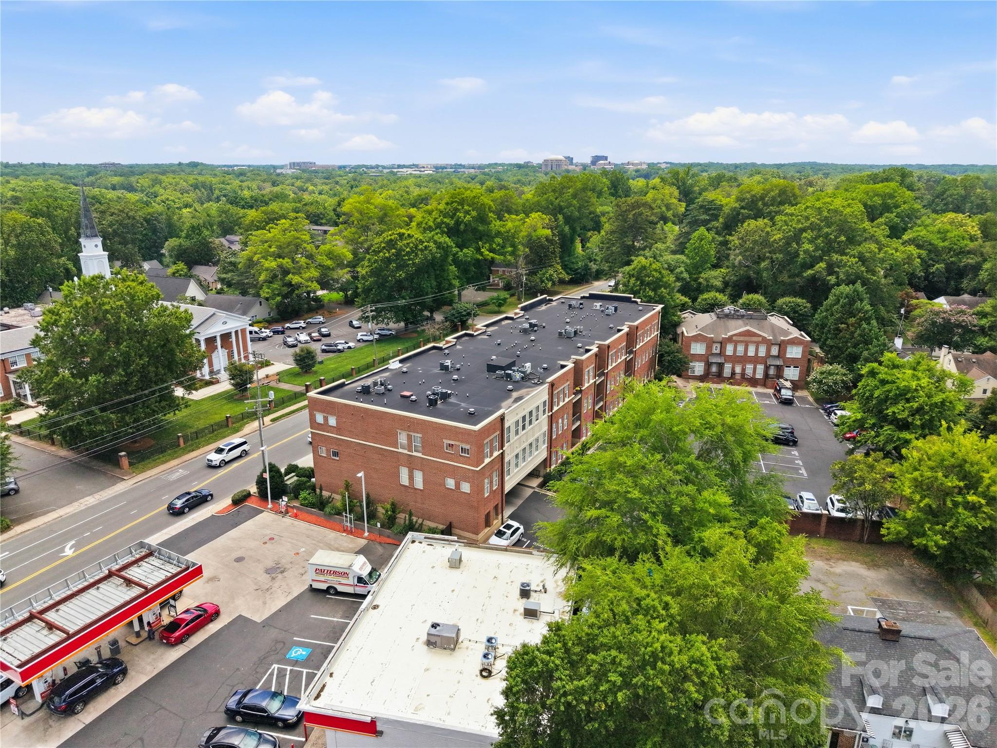 2946 Selwyn Avenue Unit: 112