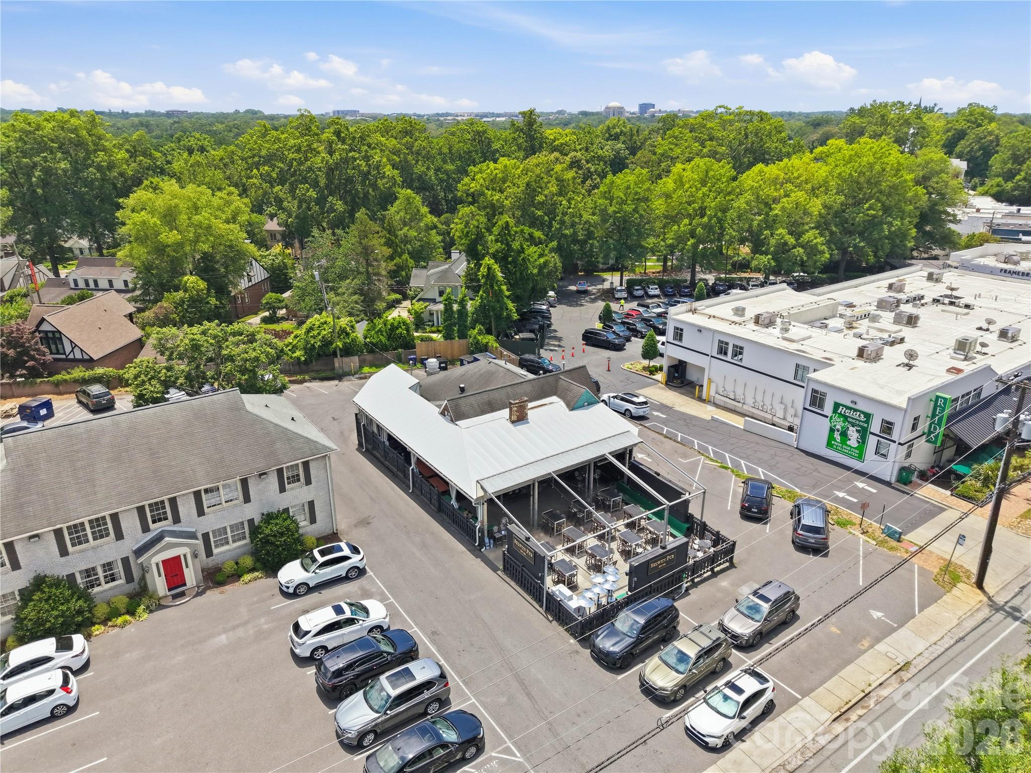 2946 Selwyn Avenue Unit: 112