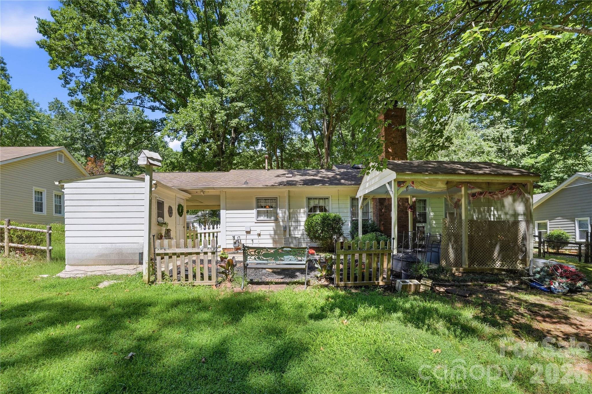 7626 Winterset Drive