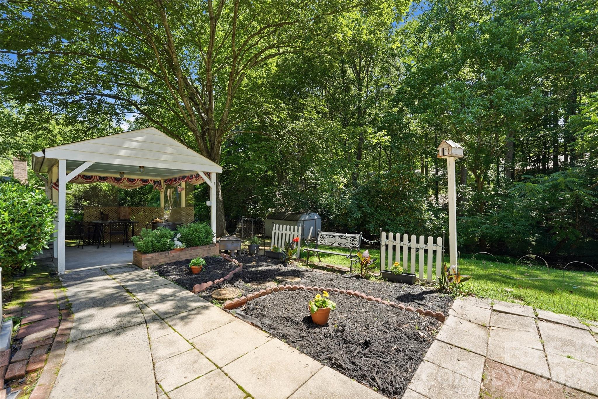 7626 Winterset Drive