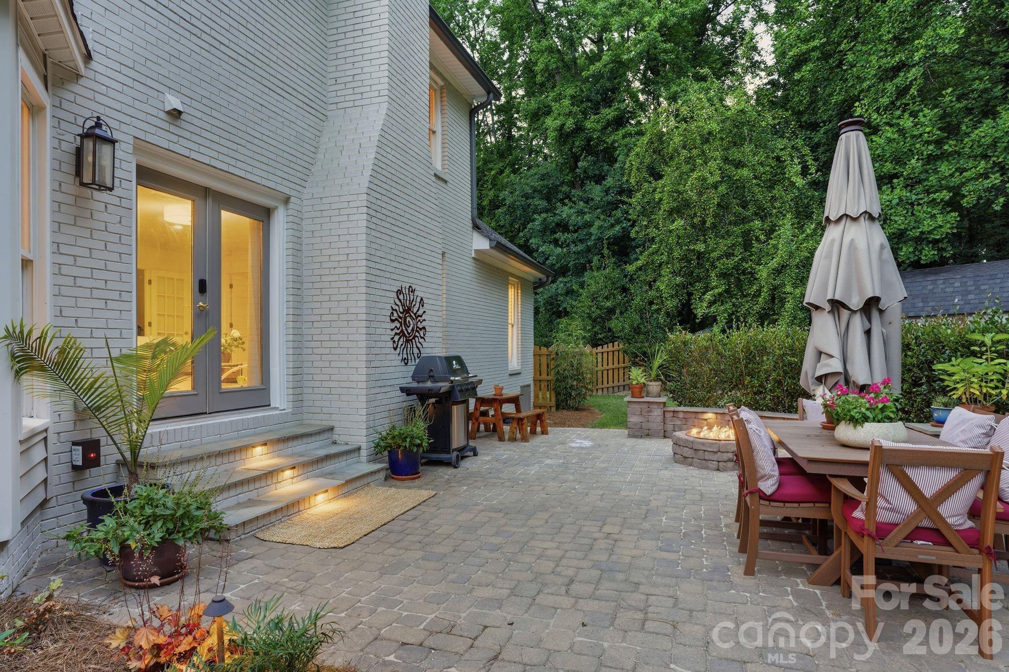 2516 Greenbrook Parkway