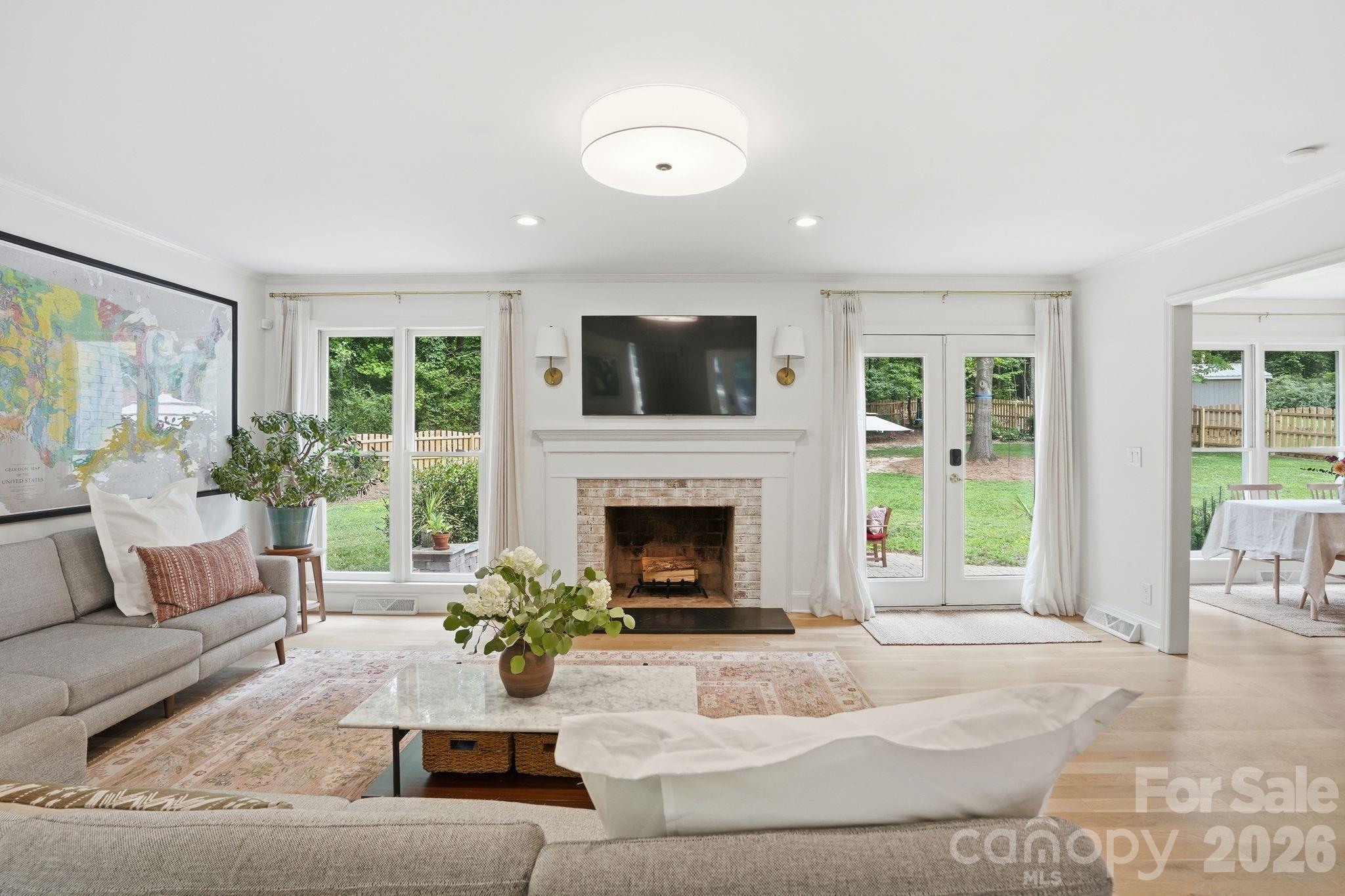 2516 Greenbrook Parkway