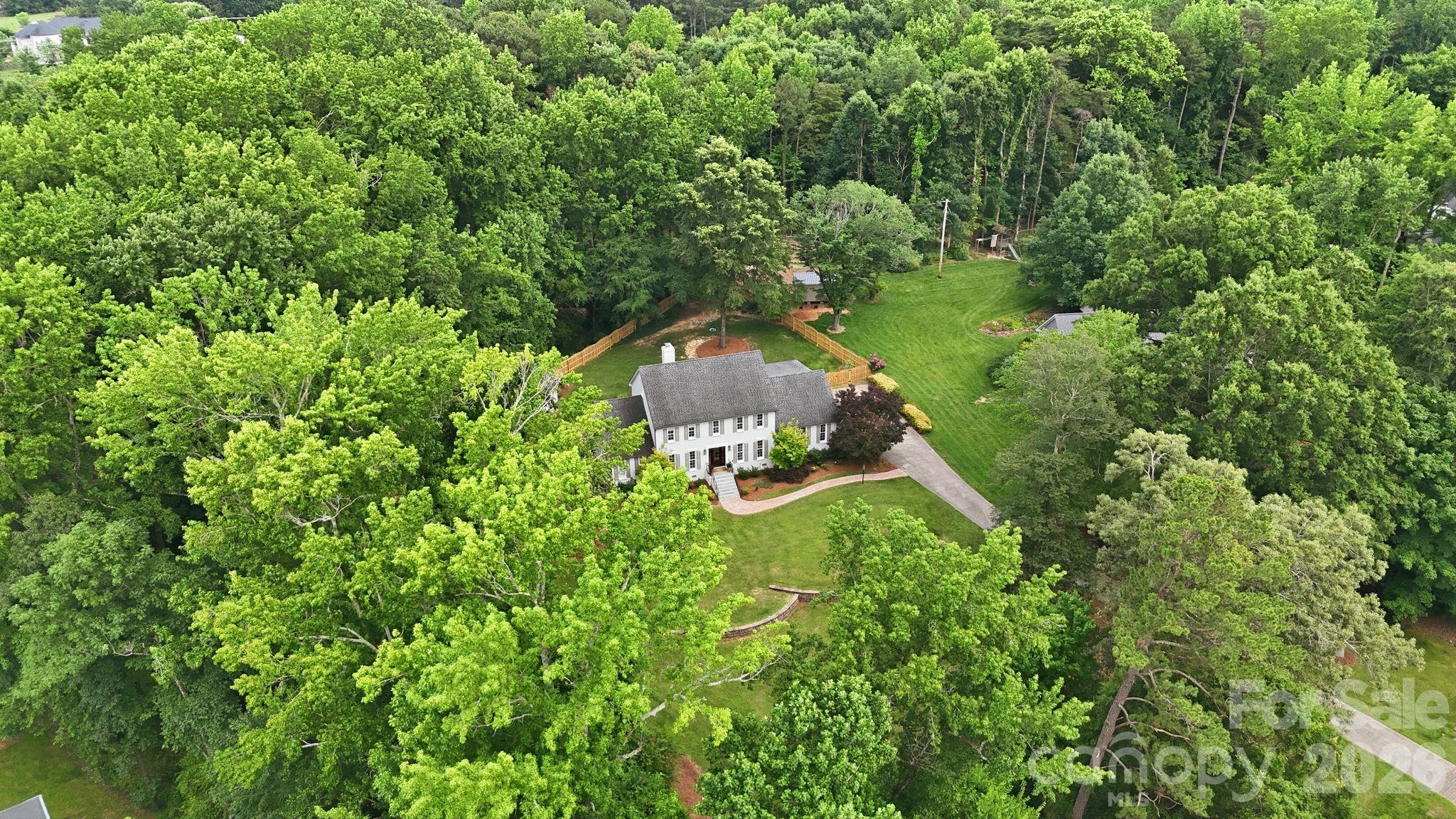 2516 Greenbrook Parkway