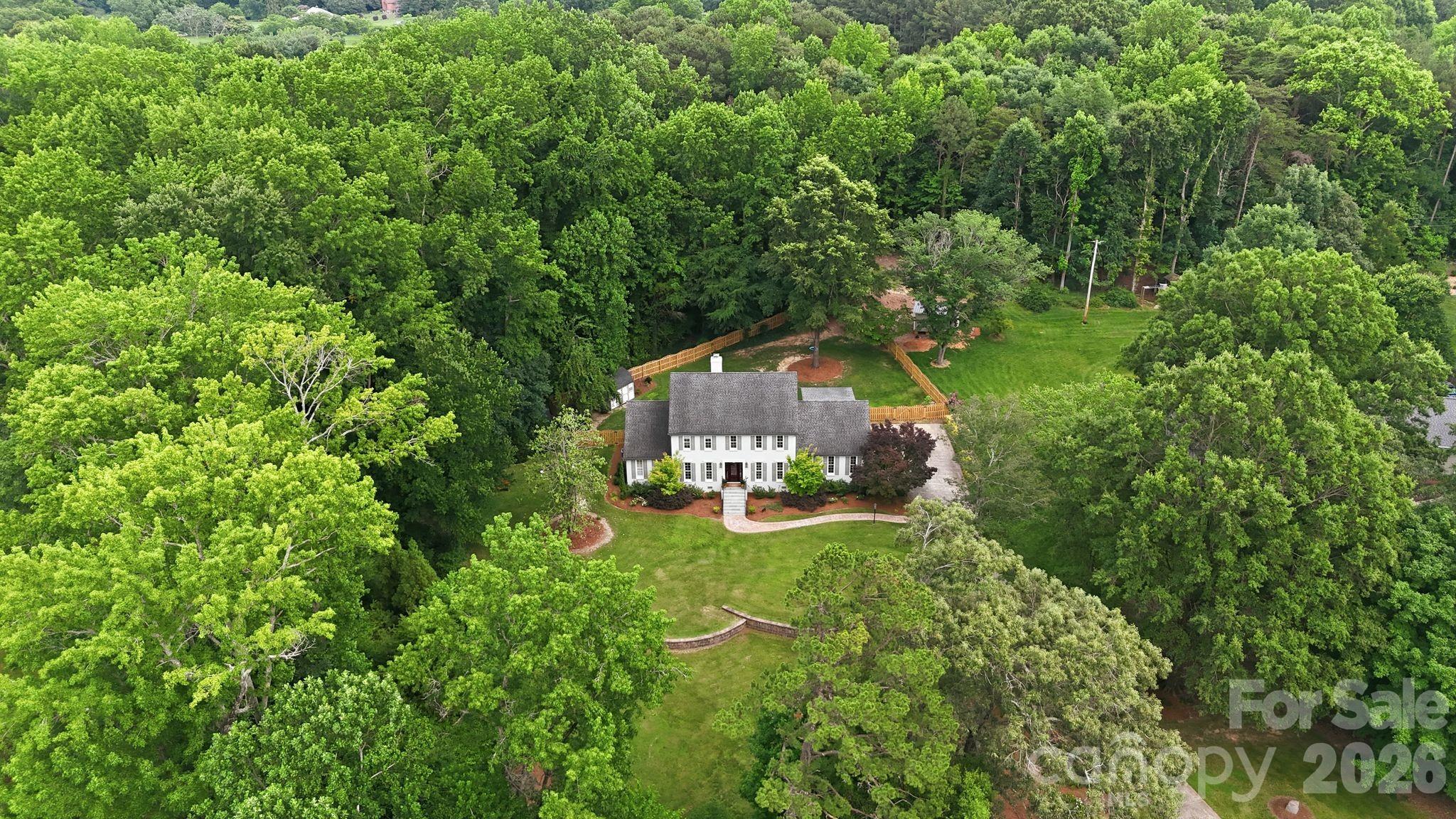 2516 Greenbrook Parkway