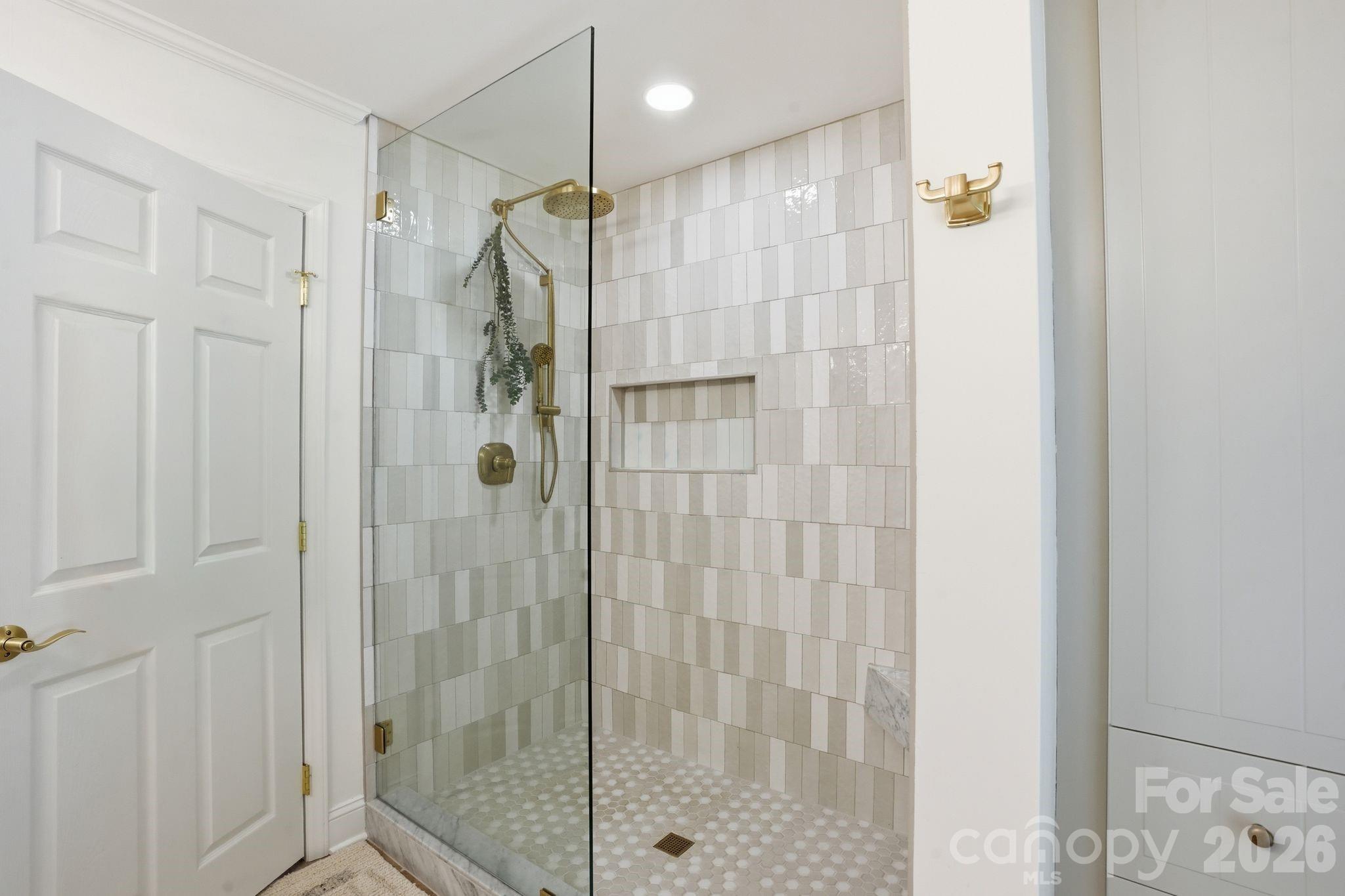 2516 Greenbrook Parkway