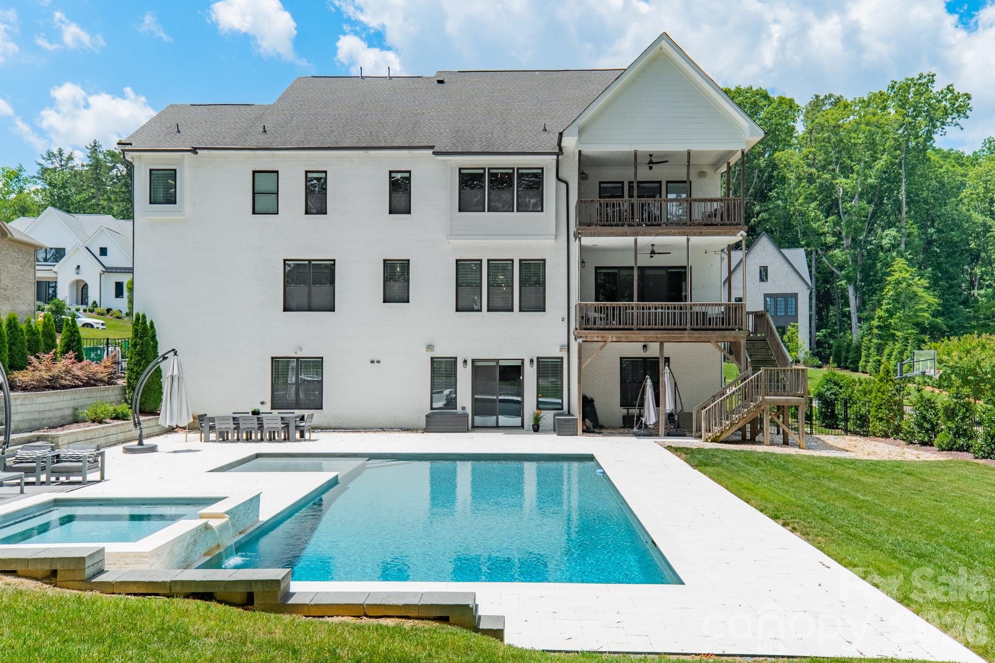 2008 Kenmere Lane