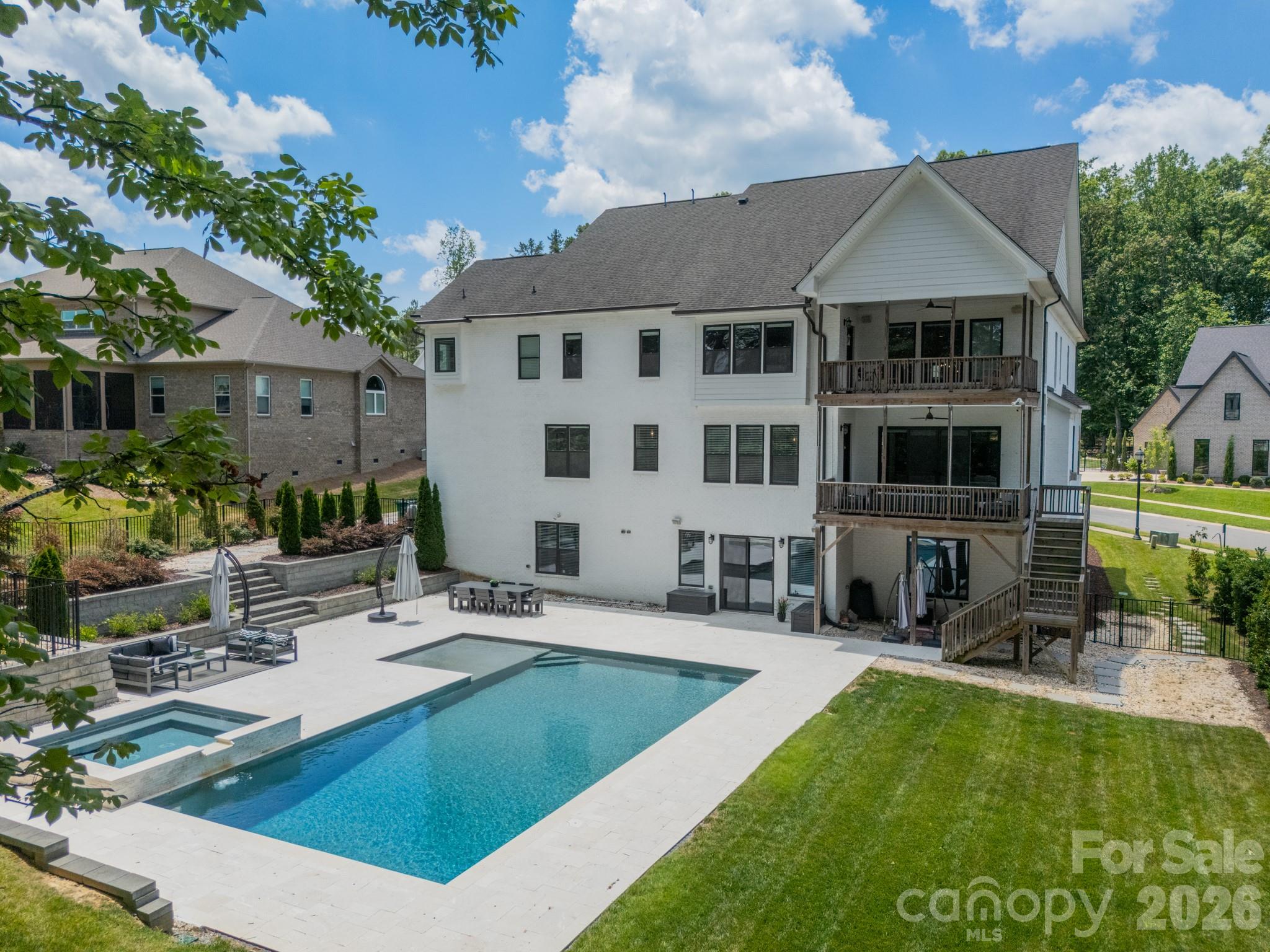 2008 Kenmere Lane