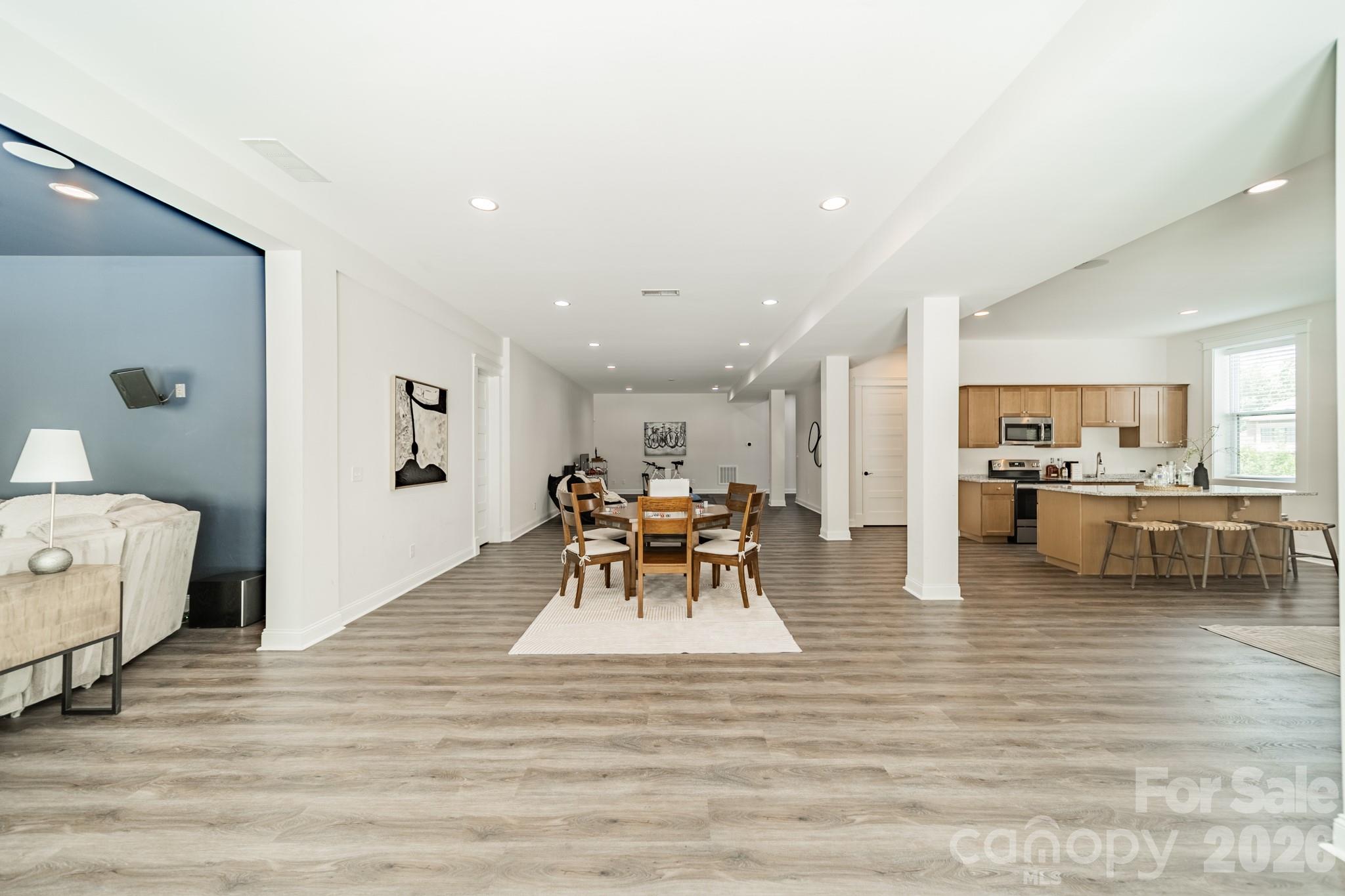 2008 Kenmere Lane