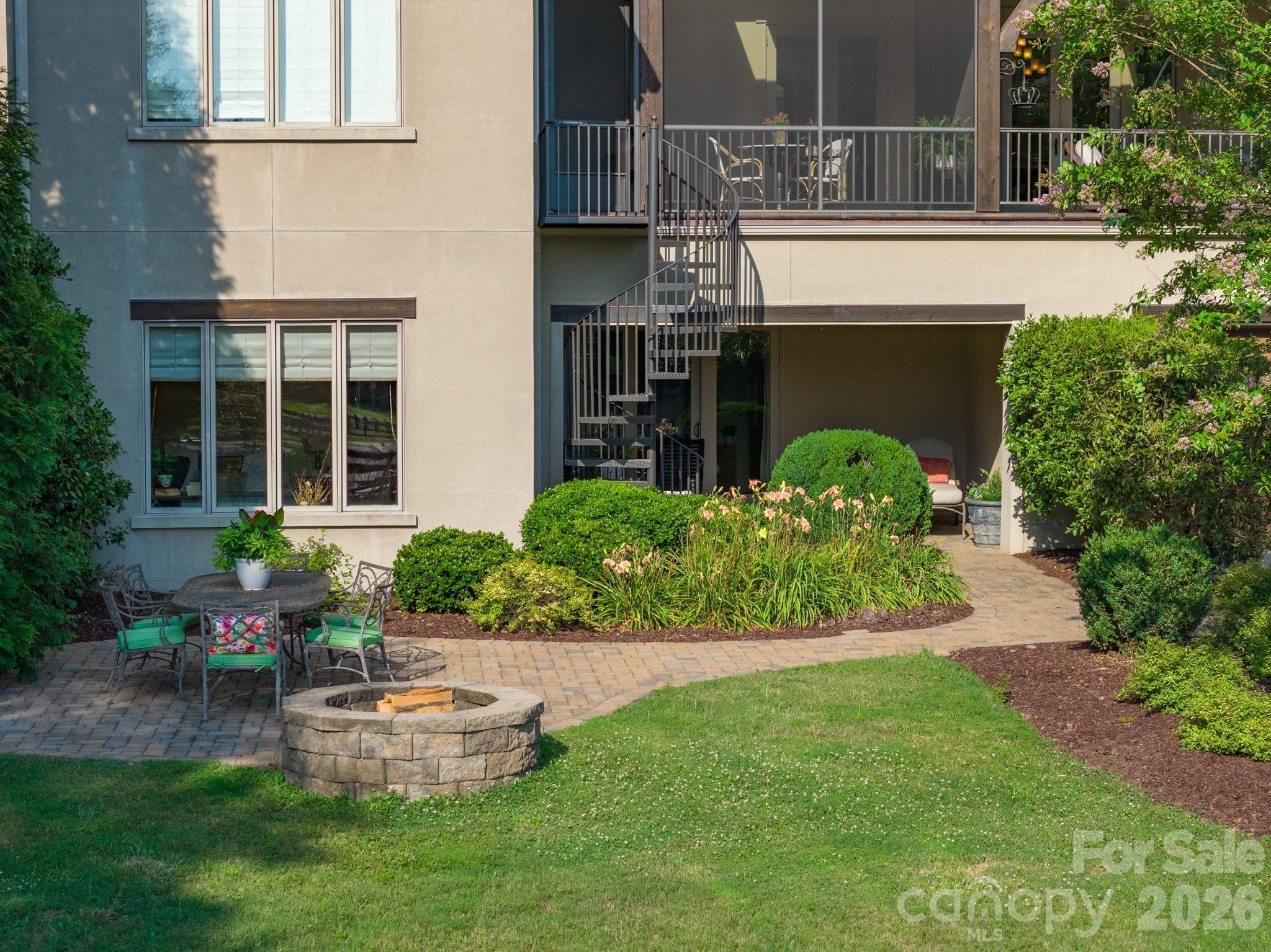 8528 Waxhaw Creek Road
