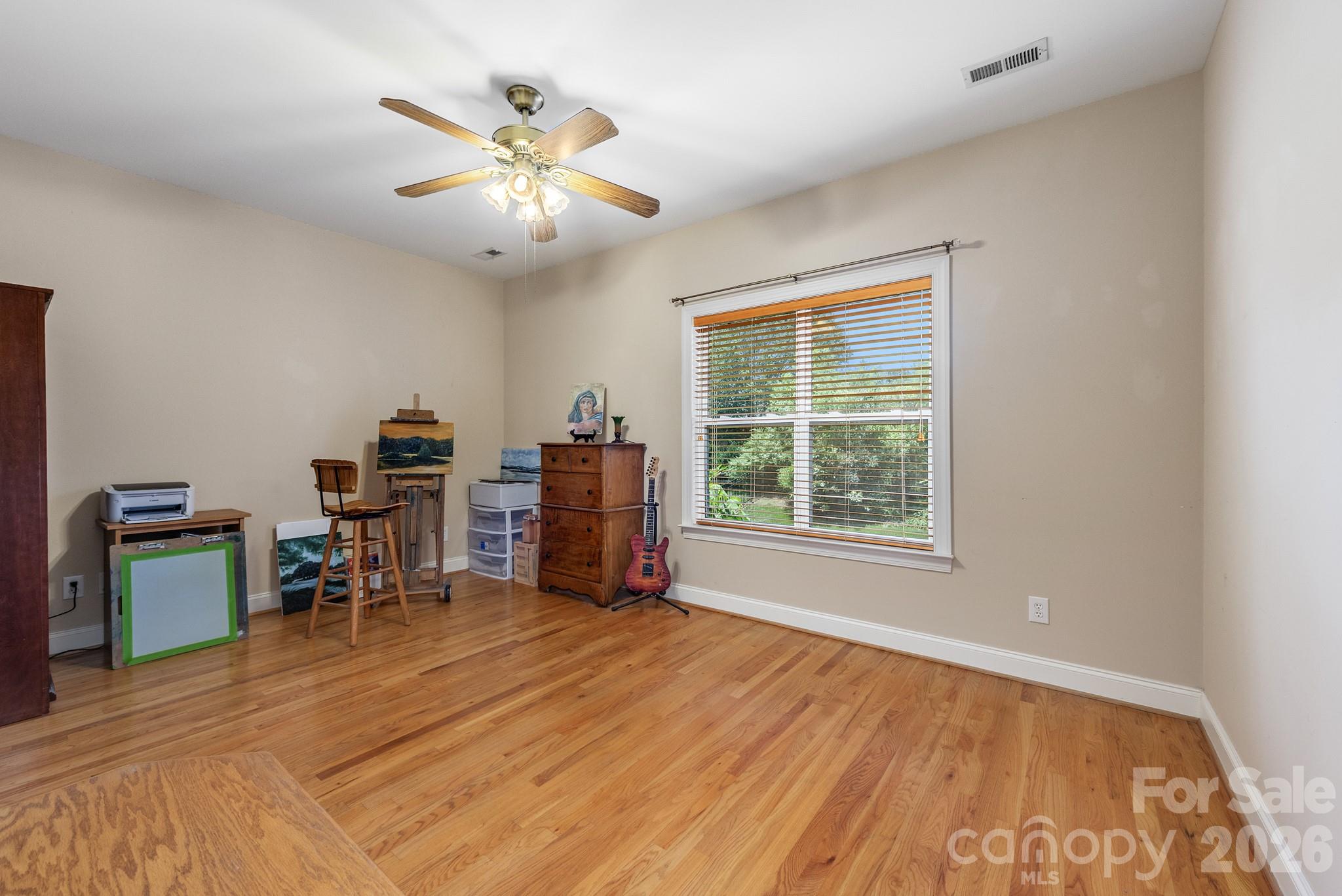 7032 Kidwelly Lane