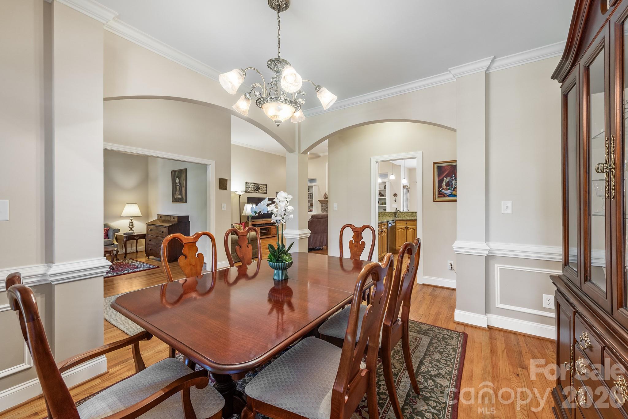 7032 Kidwelly Lane