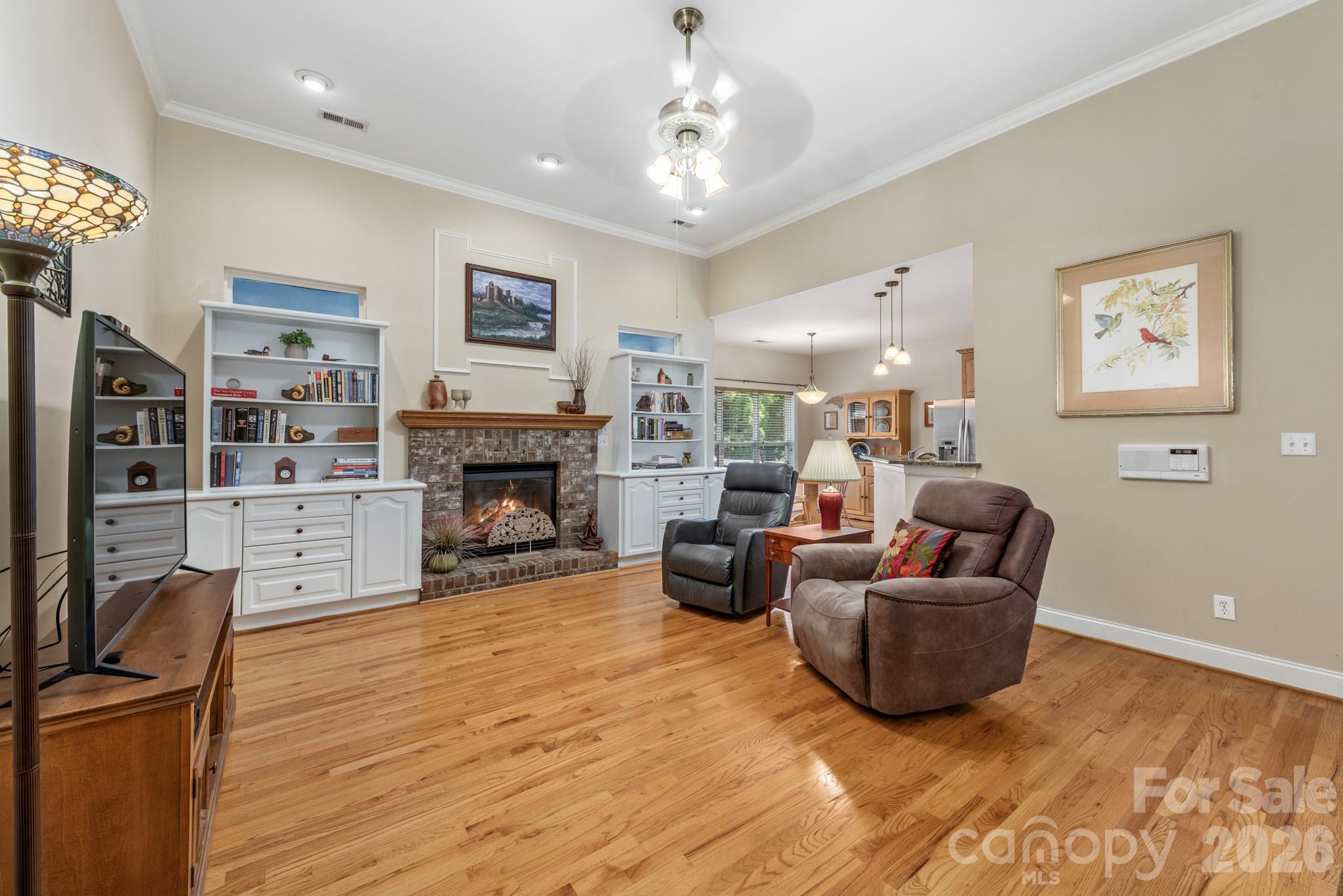 7032 Kidwelly Lane