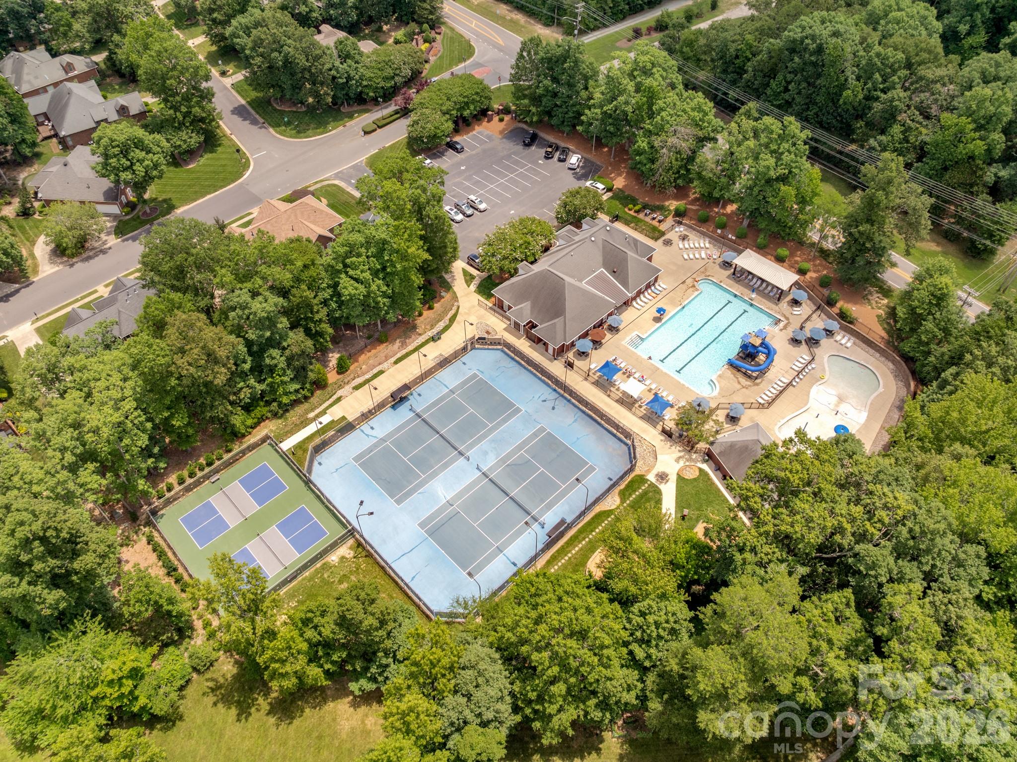 7032 Kidwelly Lane