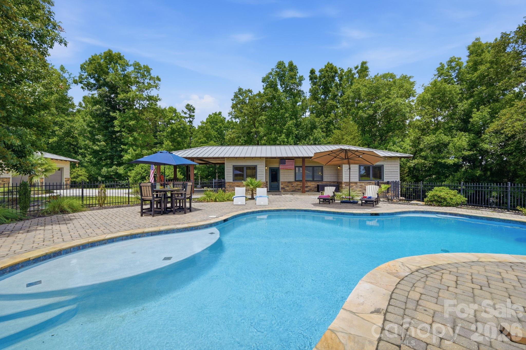2545 N Rocky River Road
