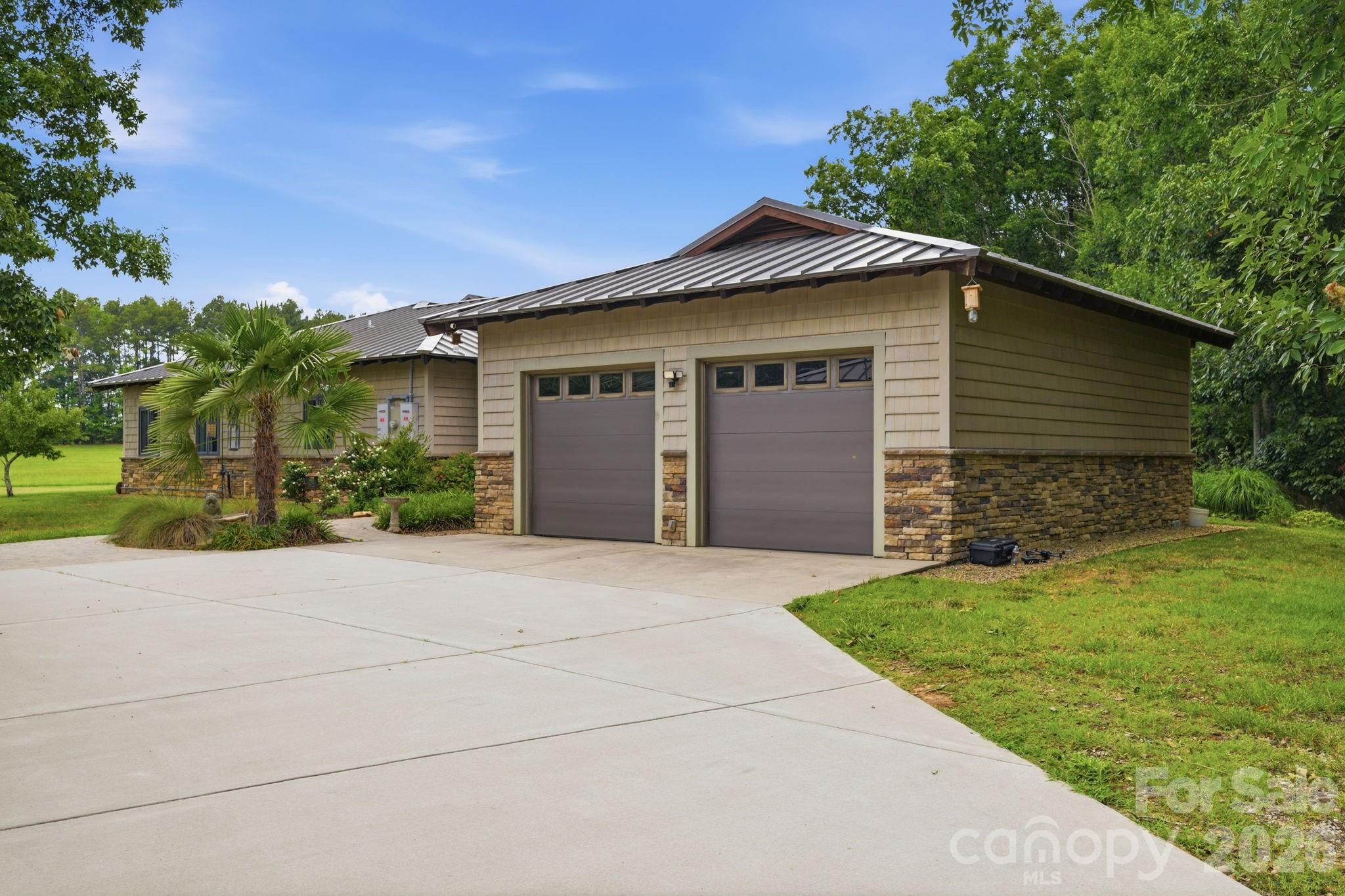 2545 N Rocky River Road