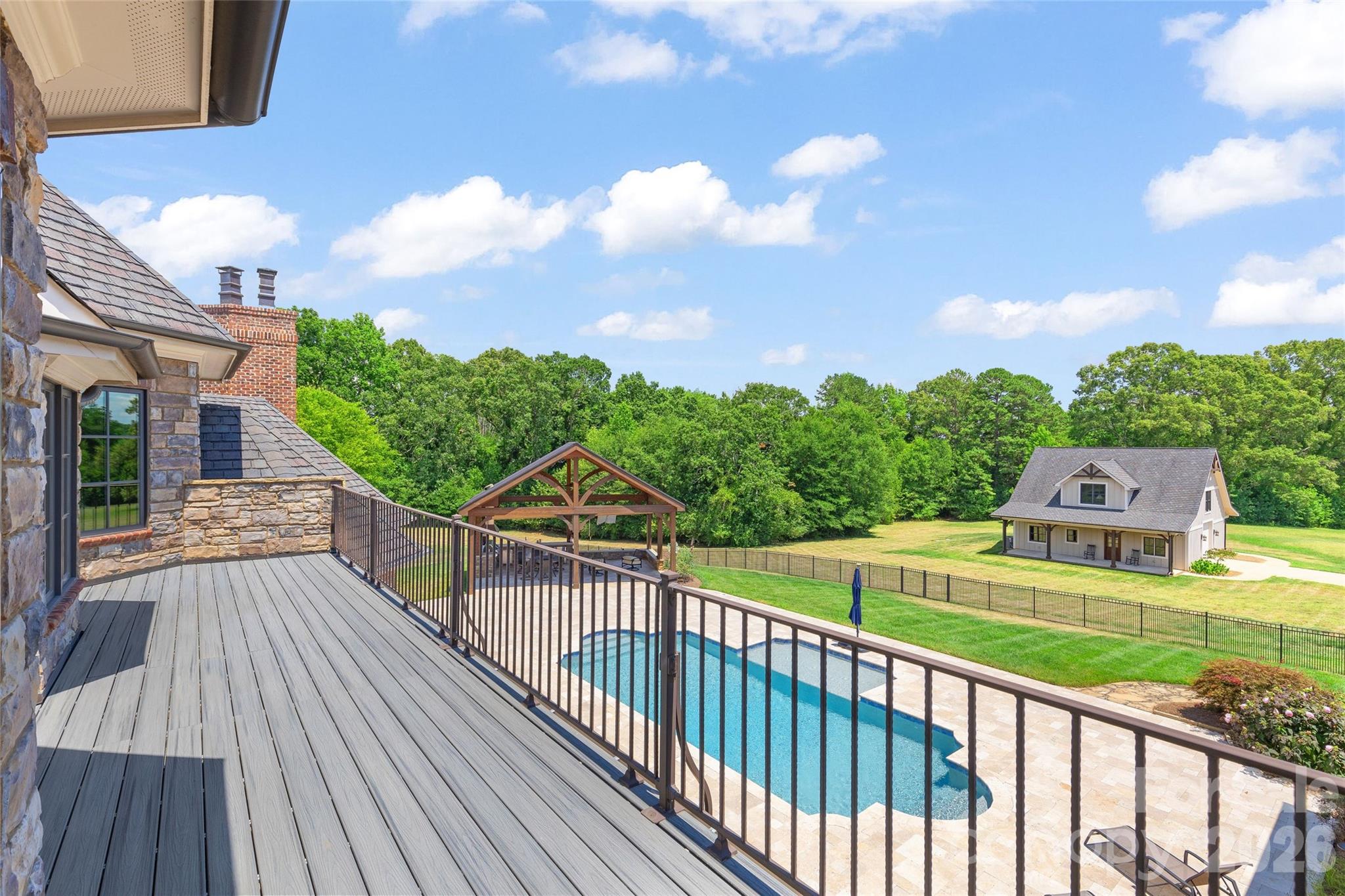 3200 Beaty Road