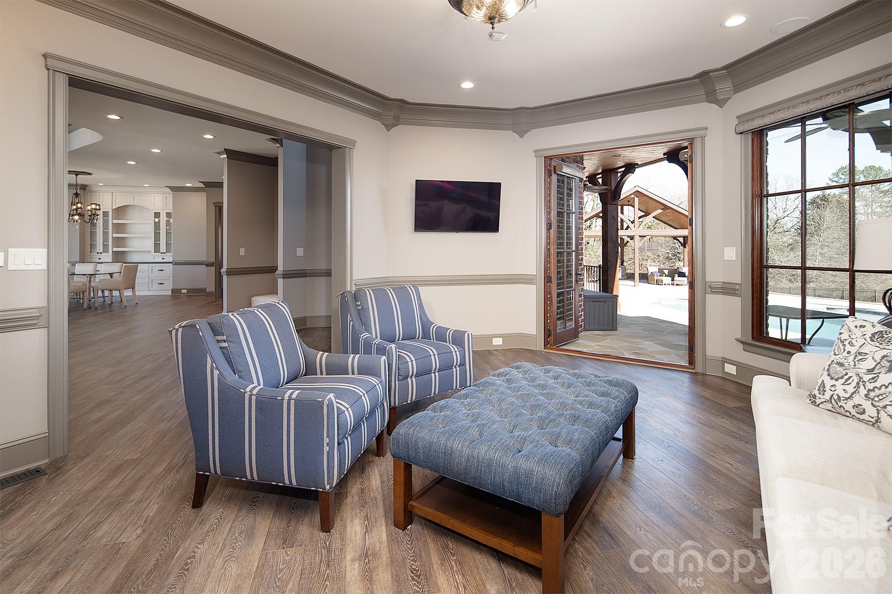 3200 Beaty Road