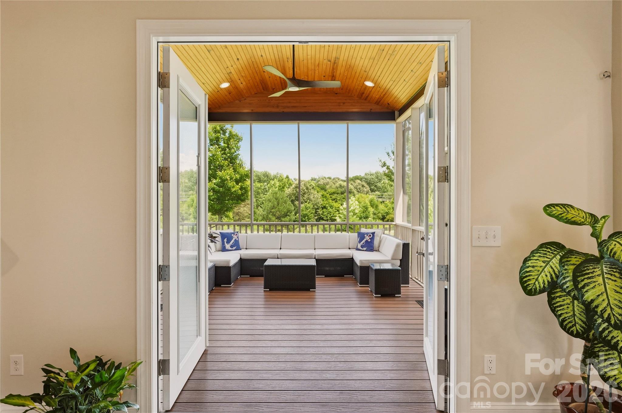 1202 Oleander Lane