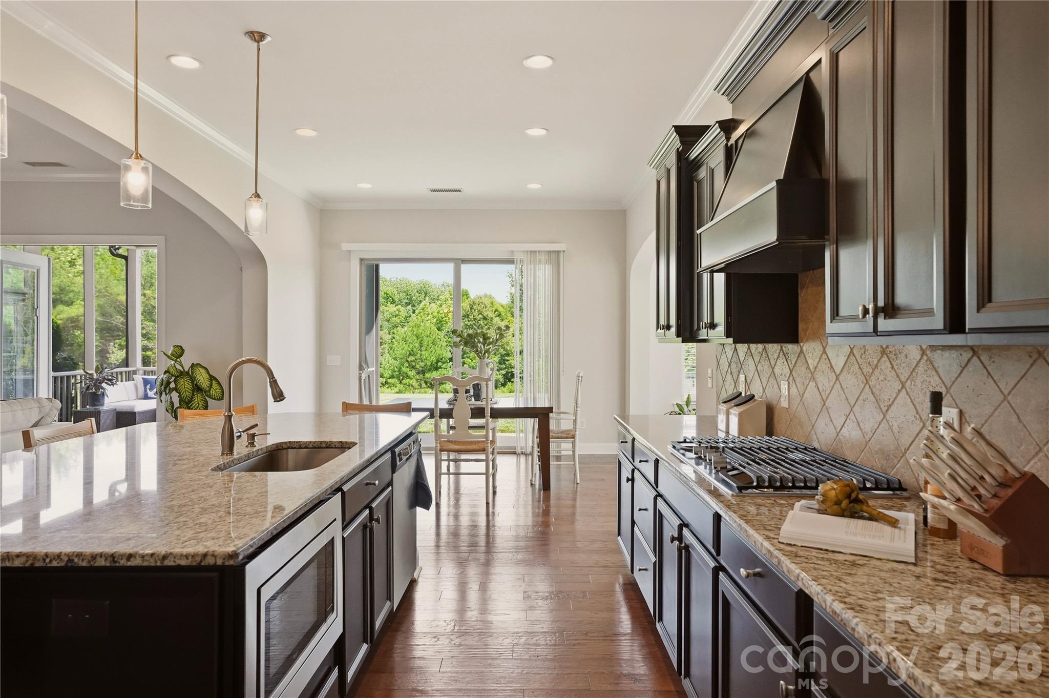 1202 Oleander Lane