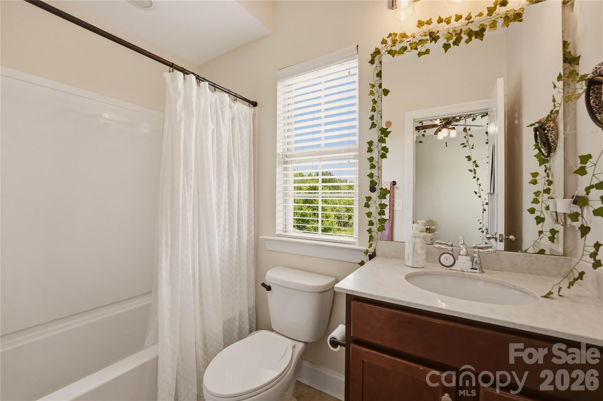 1202 Oleander Lane