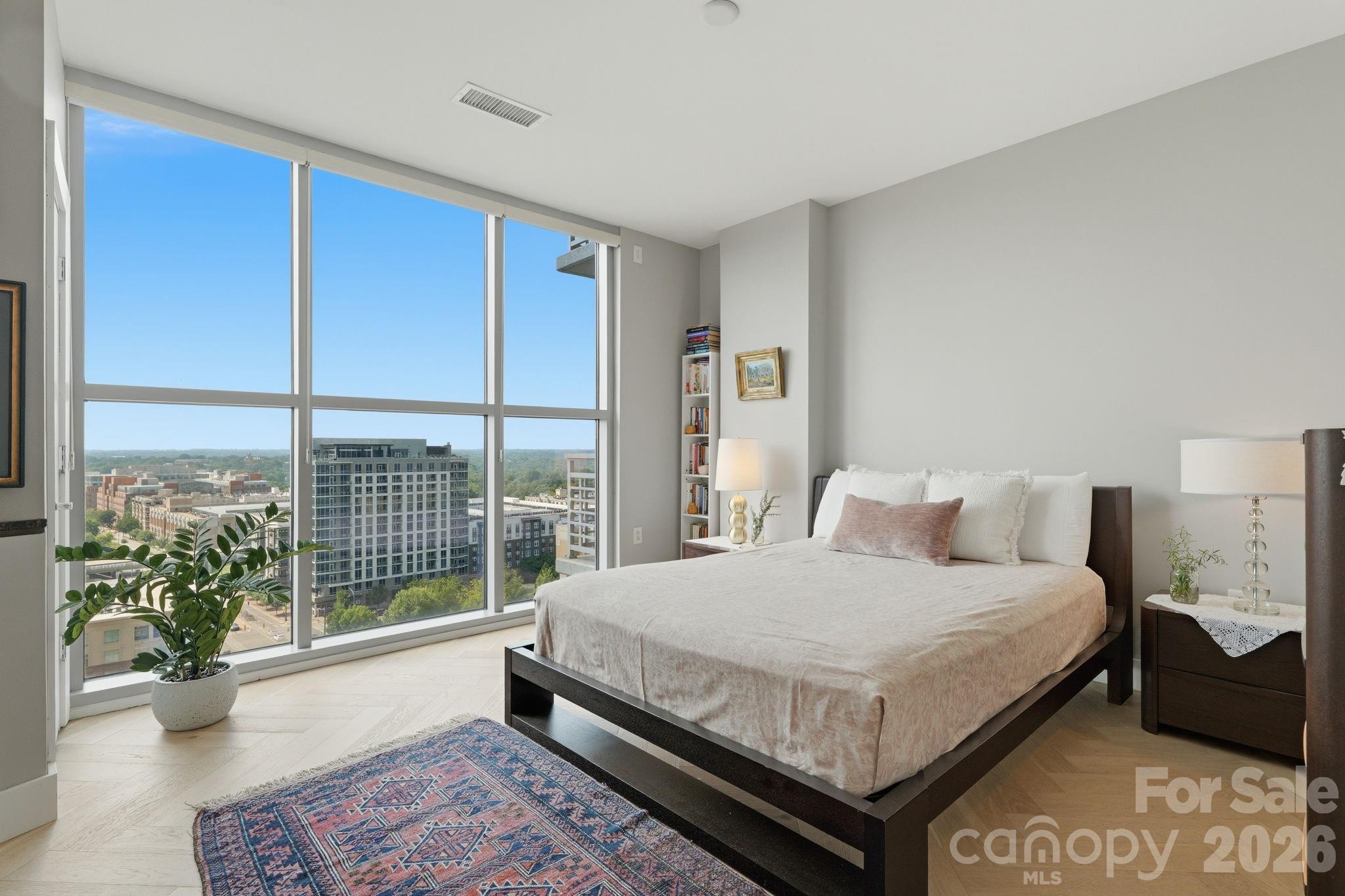 333 W Trade Street Unit: 1306