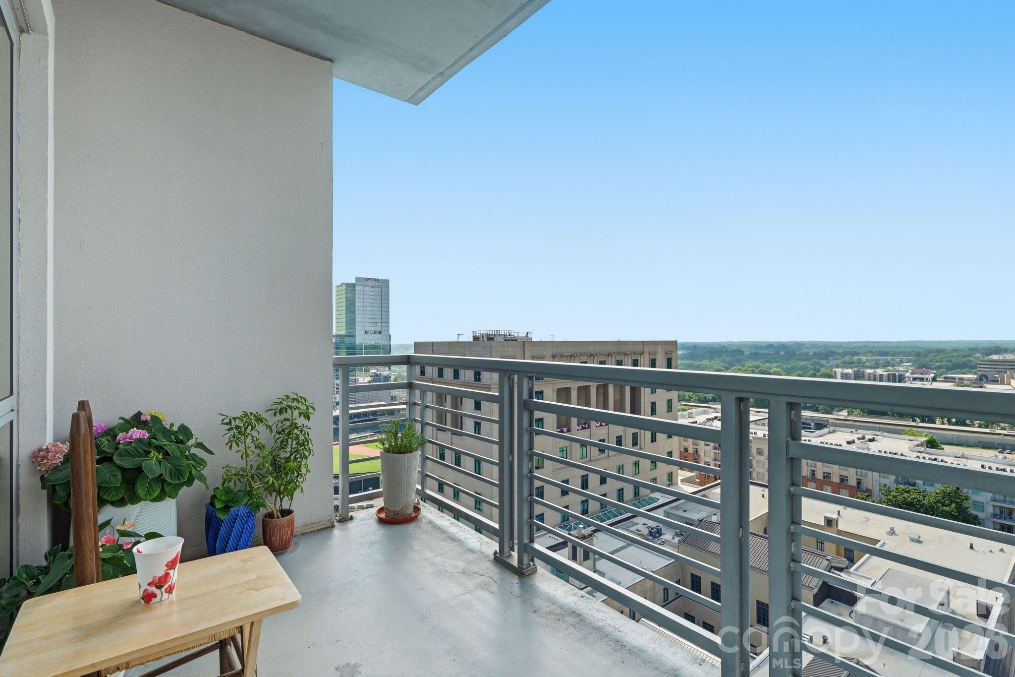 333 W Trade Street Unit: 1306