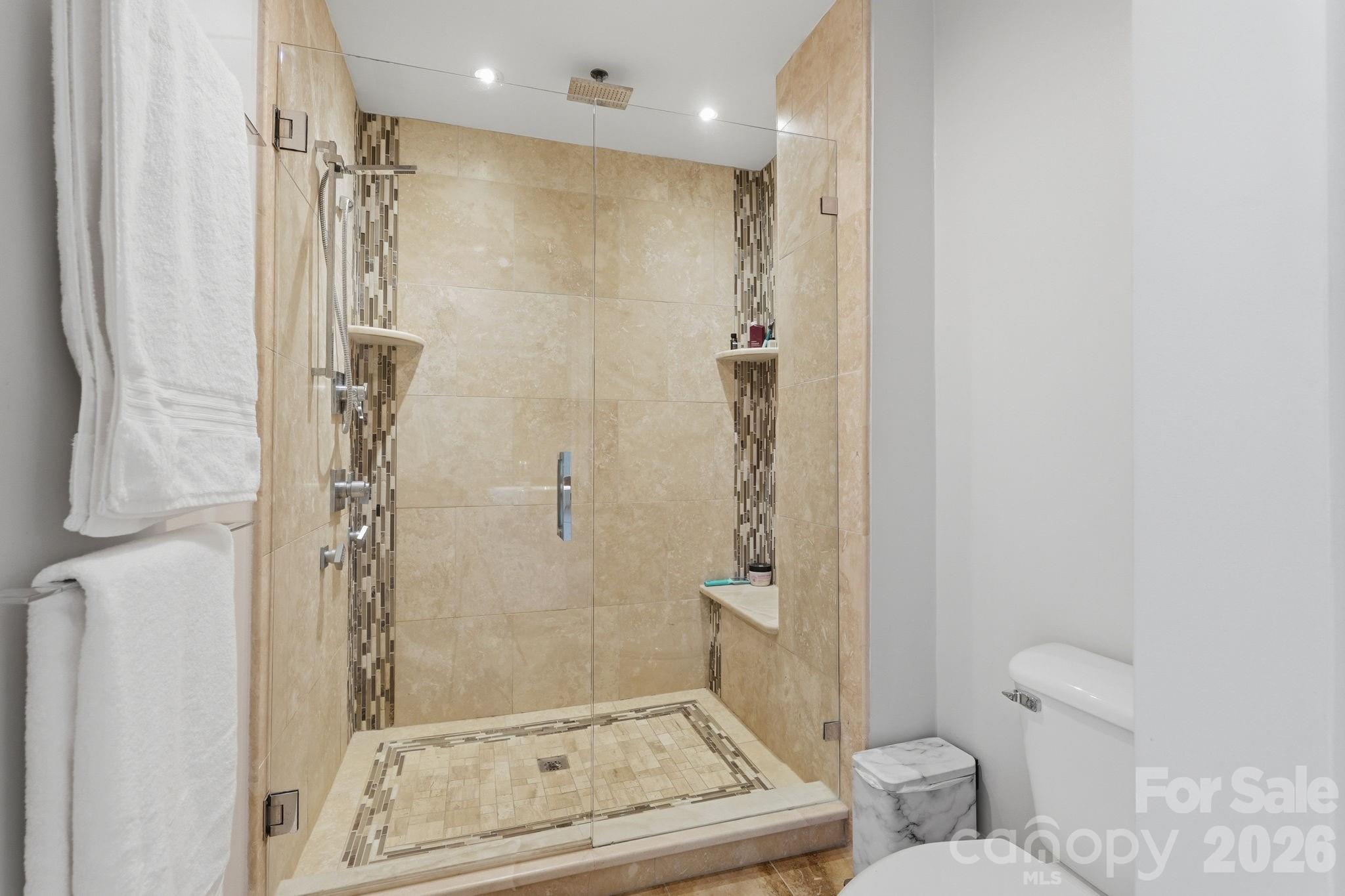 333 W Trade Street Unit: 1306