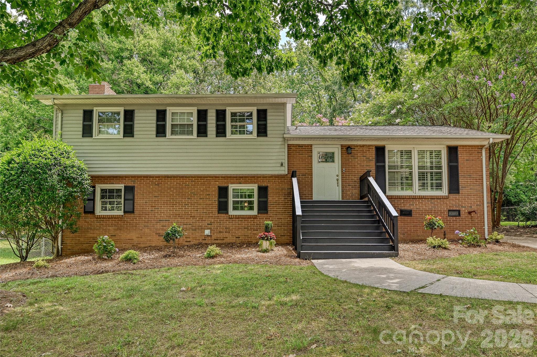2308 Knickerbocker Drive