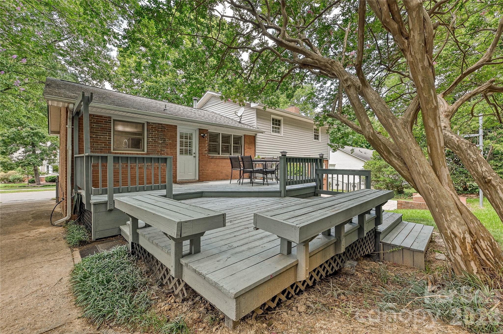 2308 Knickerbocker Drive
