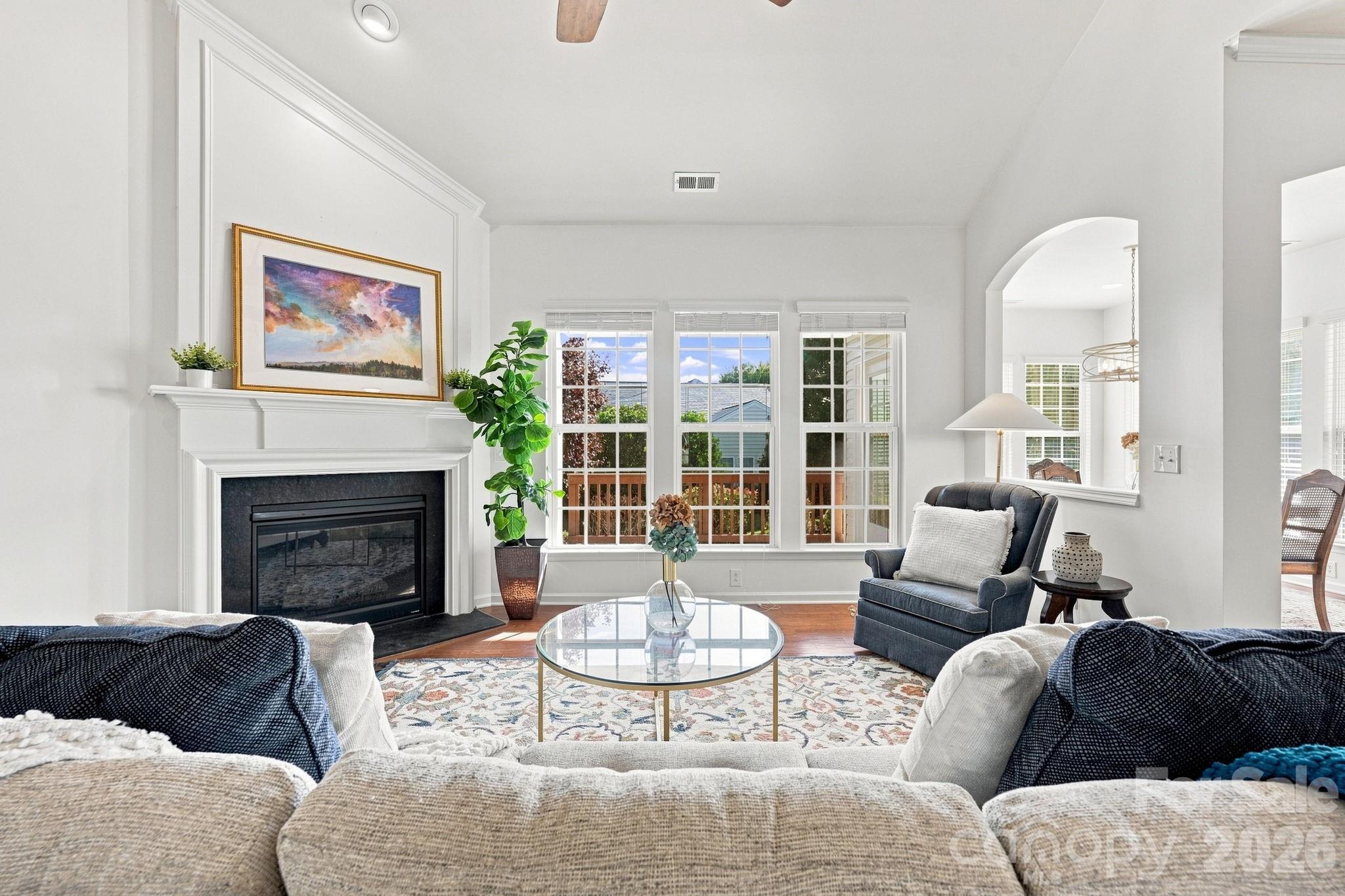 1040 Mesa Verde Drive
