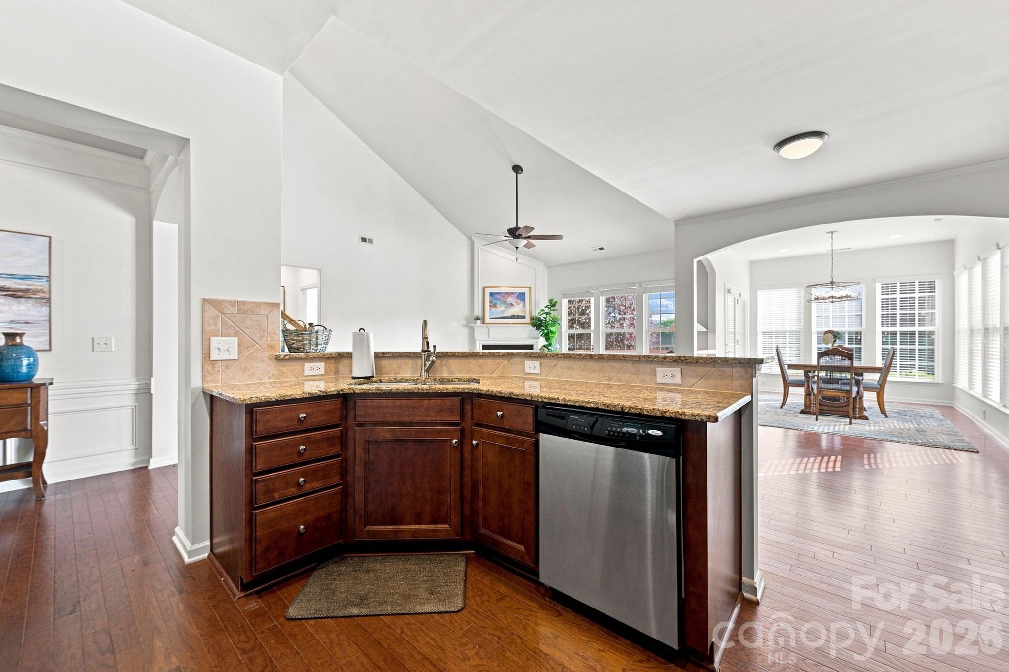 1040 Mesa Verde Drive