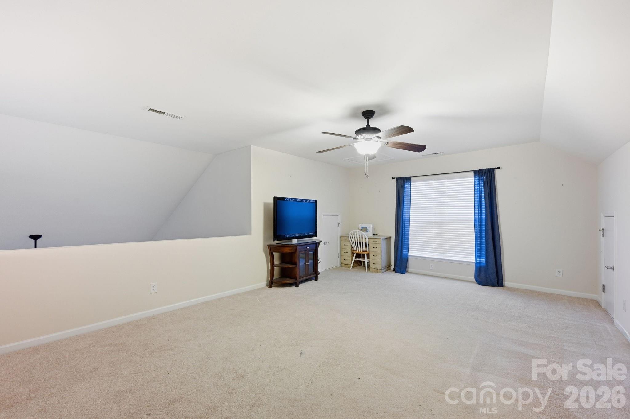 1040 Mesa Verde Drive