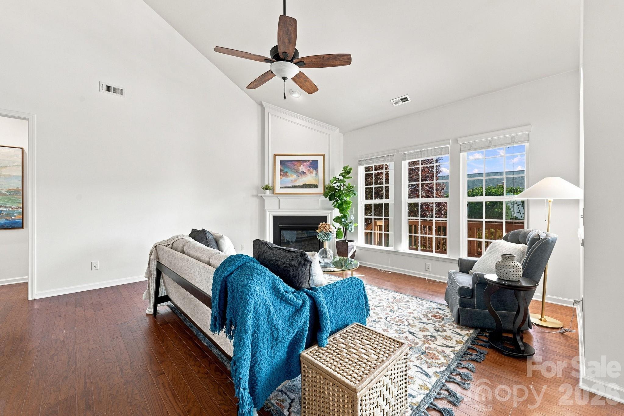 1040 Mesa Verde Drive