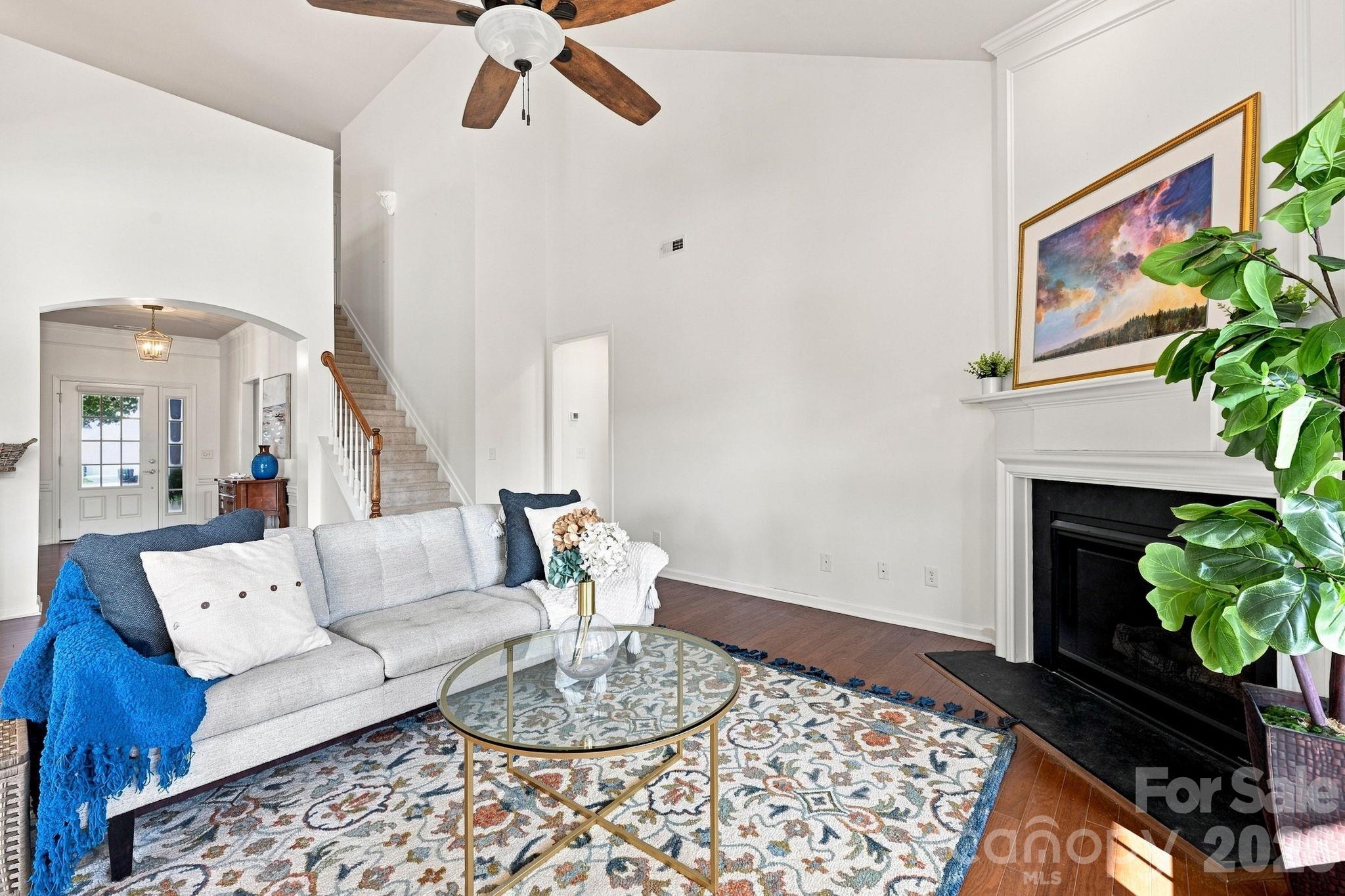 1040 Mesa Verde Drive