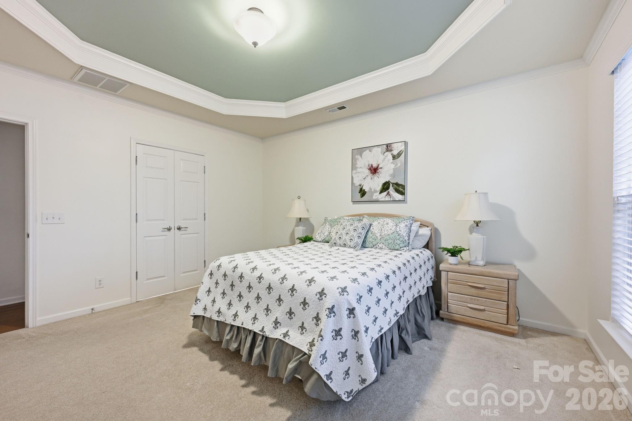 1040 Mesa Verde Drive