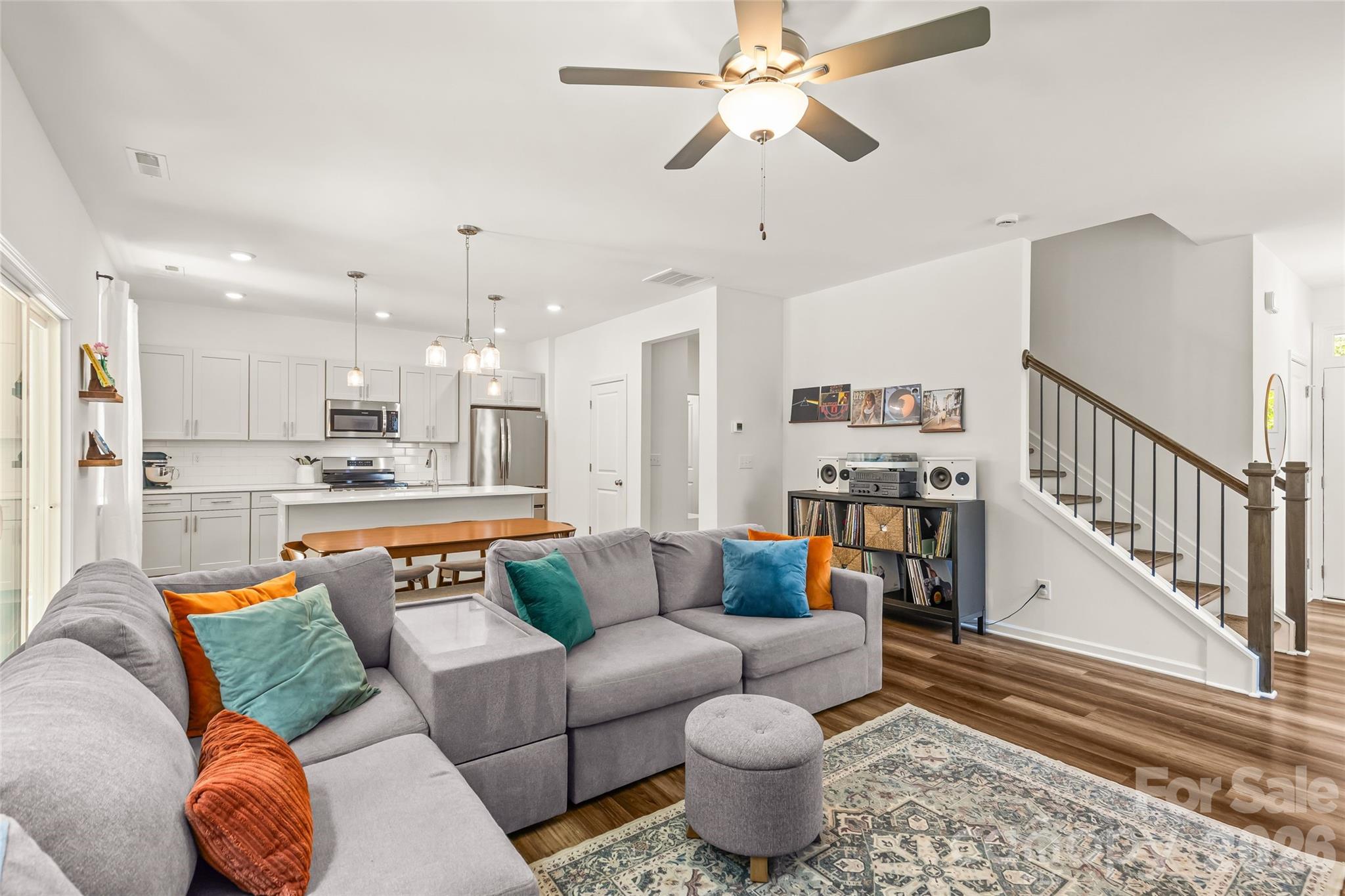 1913 Marlwood Circle