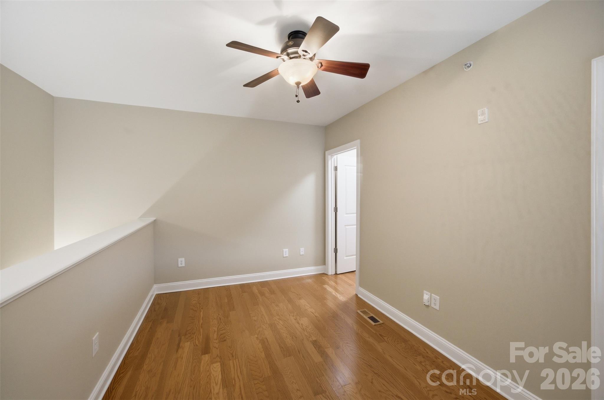 301 E Tremont Avenue Unit: 318