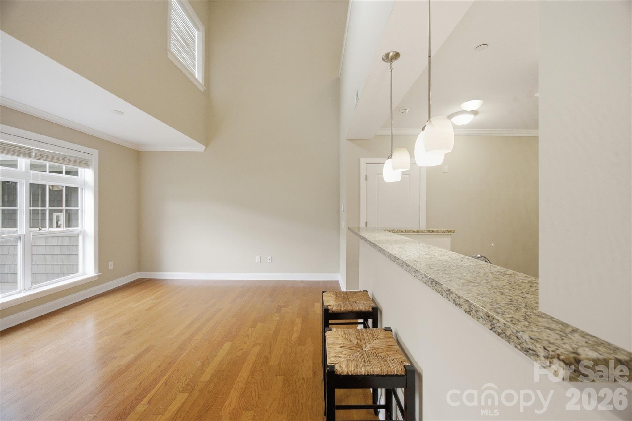 301 E Tremont Avenue Unit: 318