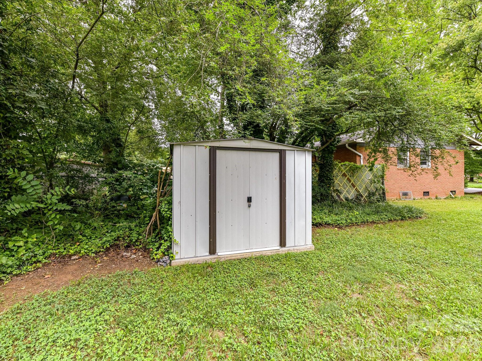 1231 Georgetown Drive