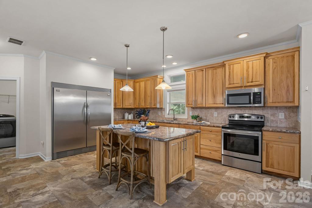 10429 Starwood Drive