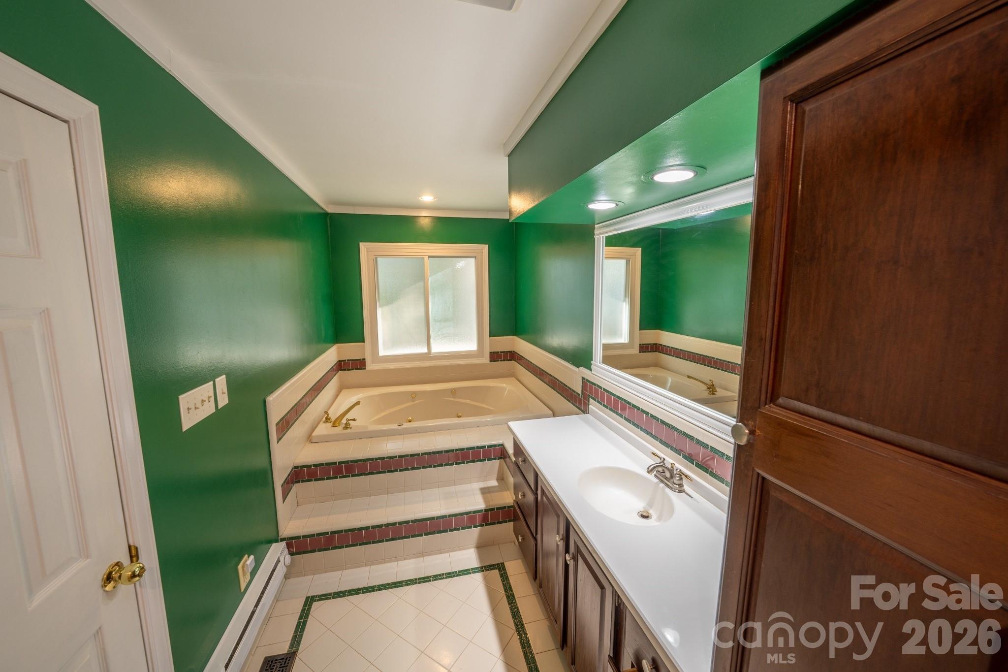 4904 Willow Pond Road